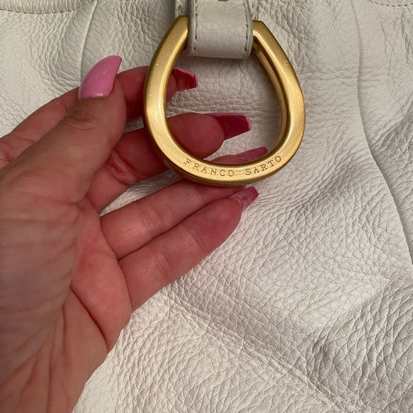 Franco Sarto white pebbled leather handbag - Picture 2 of 9